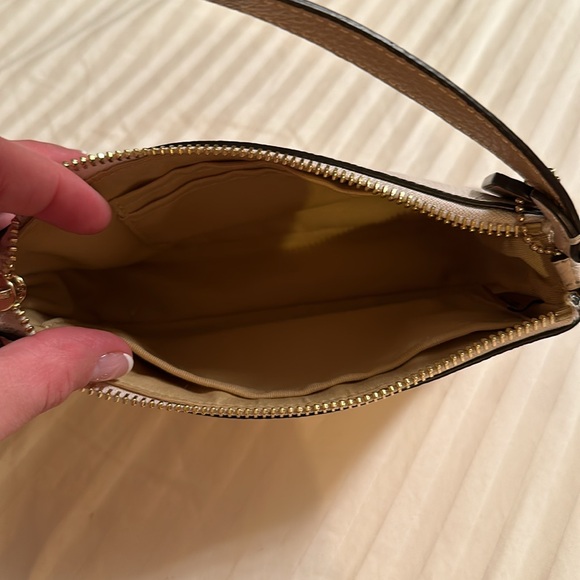 Coach Nolita 19 with Horse and Carriage c4653 Handbag Small Convertible Strap - Picture 4 of 5